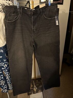 Women’s Black Washed Jeans